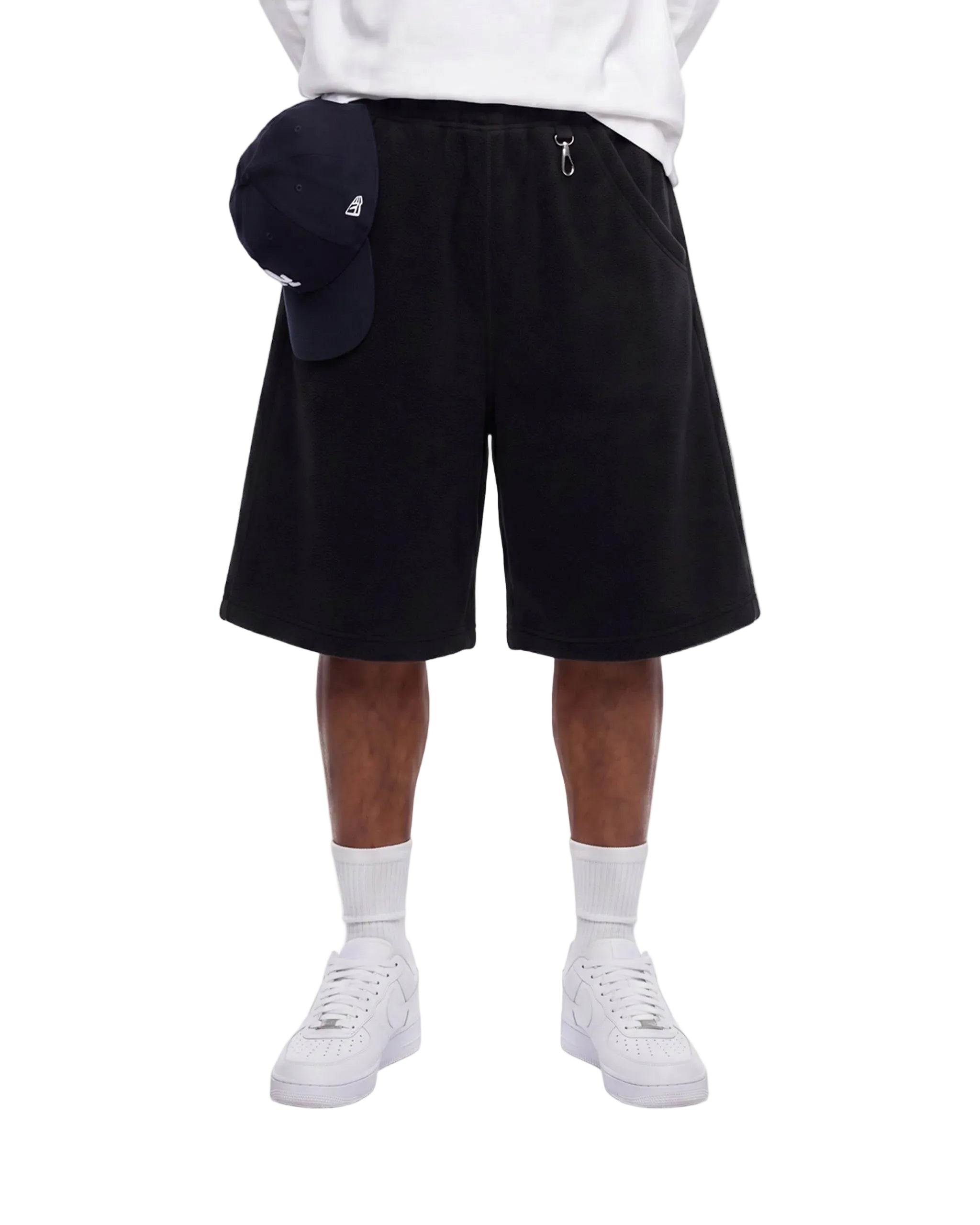 BAGGY SHORTS (B)